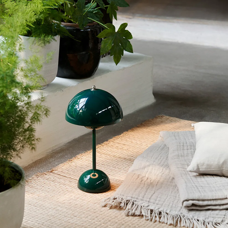 Flowerpot VP9 Portable Table Lamp - Image 6