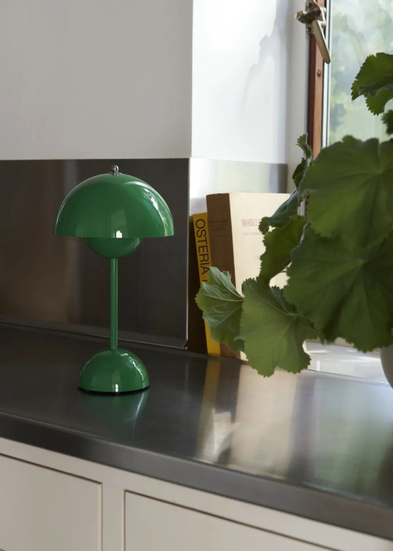 Flowerpot VP9 Portable Table Lamp - Image 23