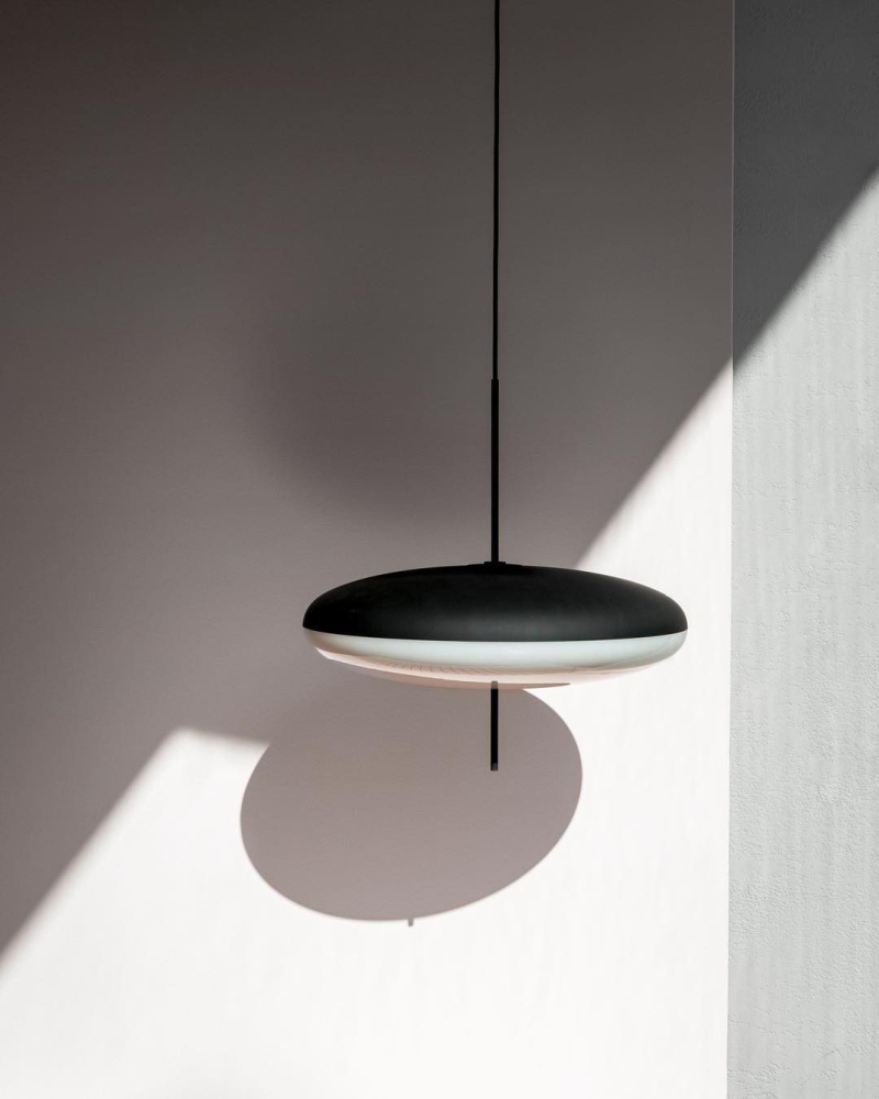 Model 2065 Pendant Lamp - Image 3