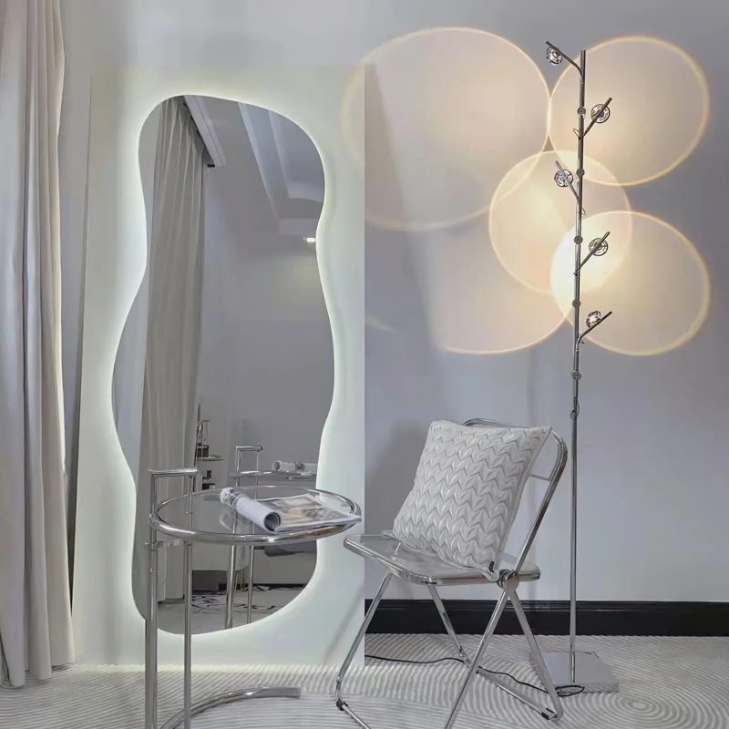 Wa Wa Floor Lamp - Image 2