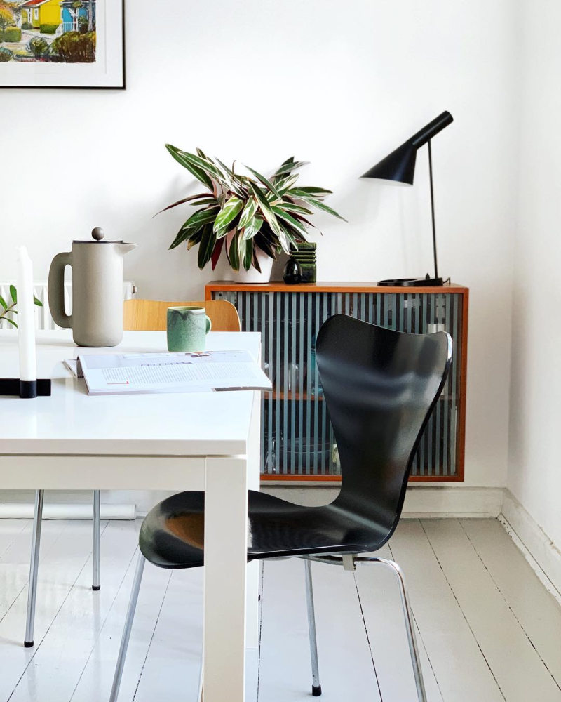 AJ Table Lamp - Image 11
